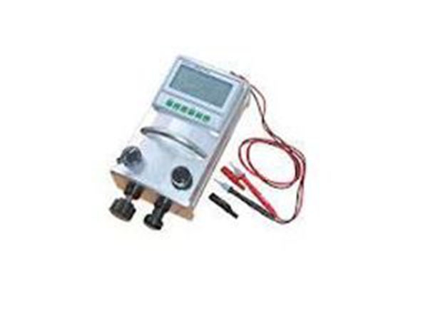 精密數(shù)字壓力計